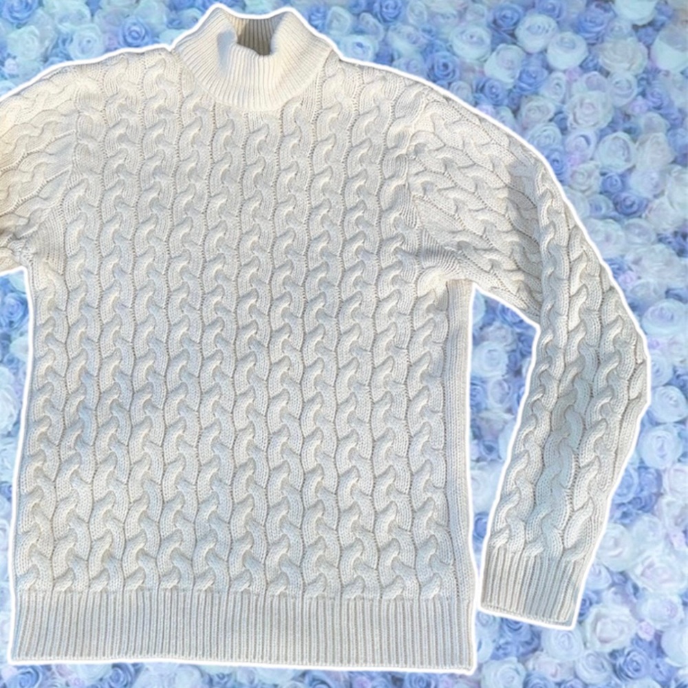 Label Graded Goods LOGG H&M Mock Medium Turtleneck Cream Knit Pullover Sweater